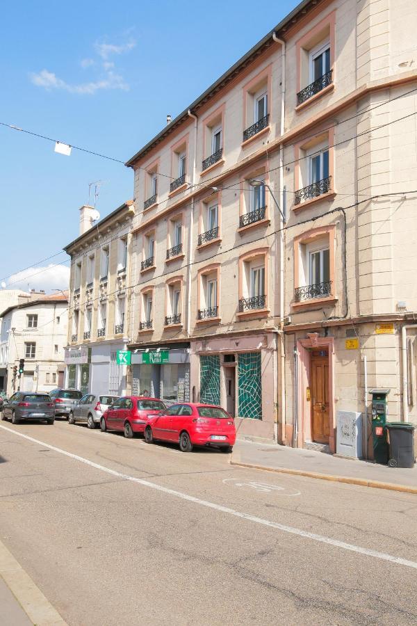 Le Retro, T2 Hypercentre Chic Et Cosy, Wifi Par Sovalfi Apartment Saint-Etienne  Exterior photo